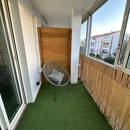 Spacieux , Climatise, 2 Terrasses Et Parking Facile Apartment *